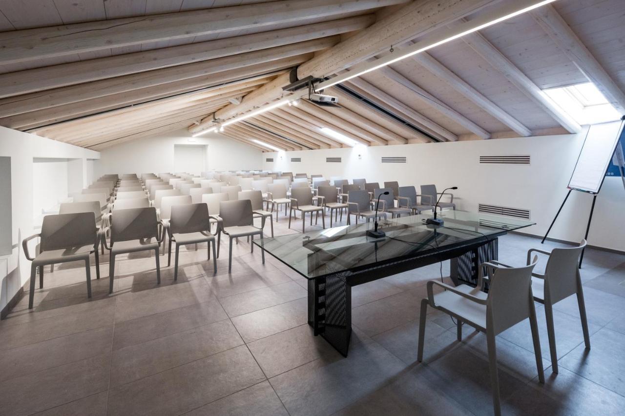 La Ripa Boutique Hotel Albino Eksteriør bilde